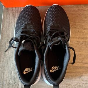 Nike Roshe G Black and White Golf Shoes
